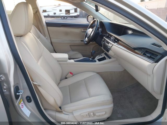 Photo 4 VIN: JTHBK1GG9E2137489 - LEXUS ES 350 