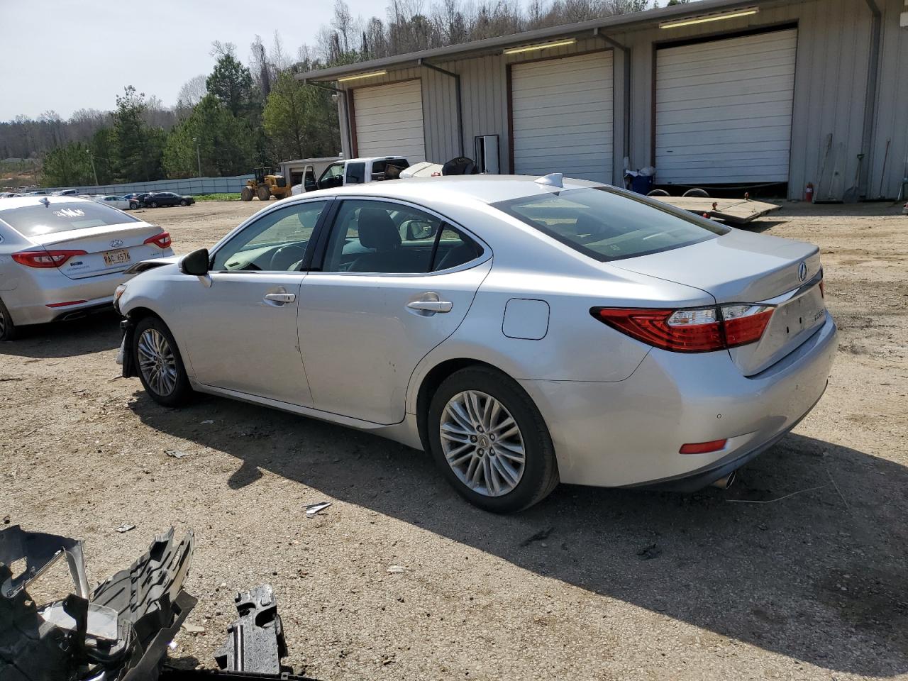 Photo 1 VIN: JTHBK1GG9F2183812 - LEXUS ES 