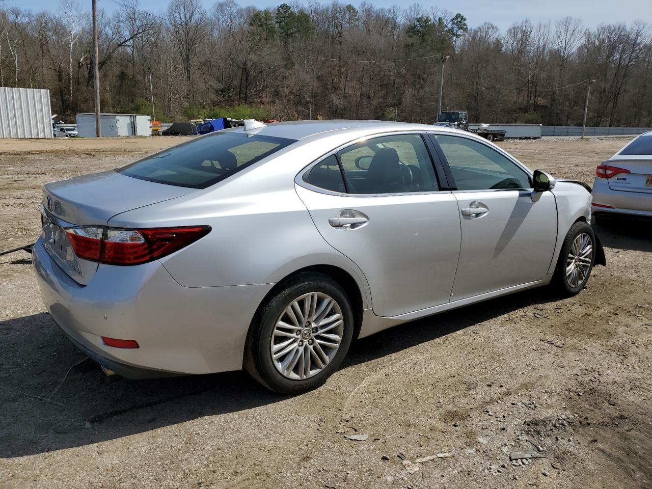 Photo 2 VIN: JTHBK1GG9F2183812 - LEXUS ES 