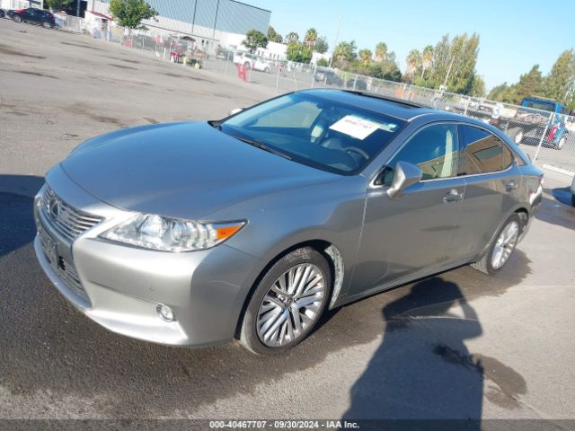 Photo 1 VIN: JTHBK1GG9F2191957 - LEXUS ES 