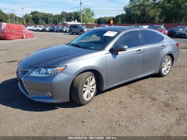 Photo 1 VIN: JTHBK1GG9F2195829 - LEXUS ES 