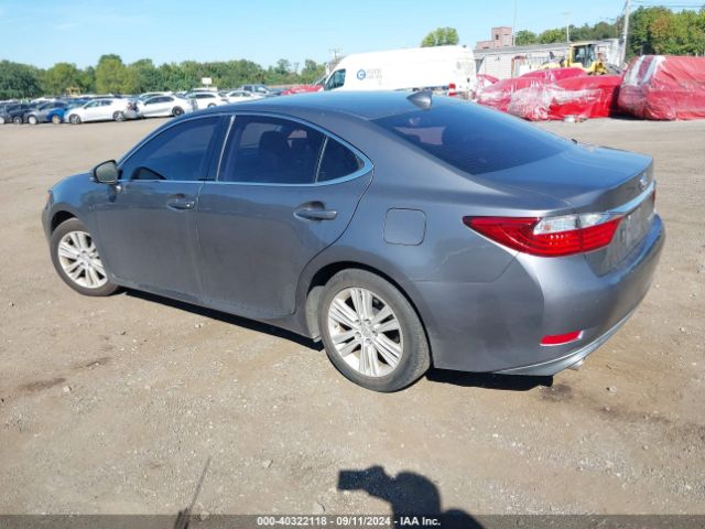 Photo 2 VIN: JTHBK1GG9F2195829 - LEXUS ES 