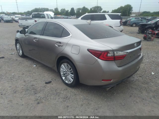 Photo 2 VIN: JTHBK1GG9G2215434 - LEXUS ES 