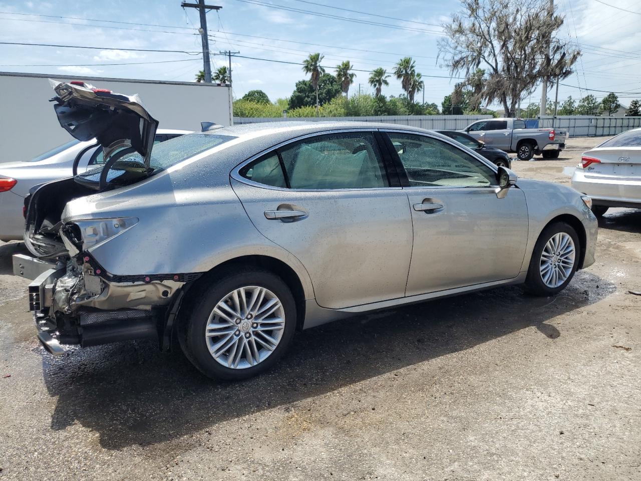 Photo 2 VIN: JTHBK1GG9H2253165 - LEXUS ES 