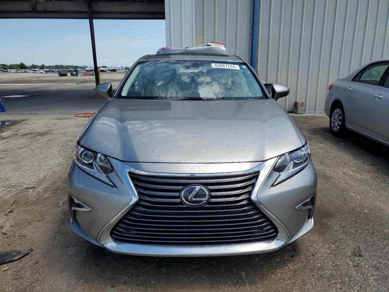 Photo 4 VIN: JTHBK1GG9H2253165 - LEXUS ES 