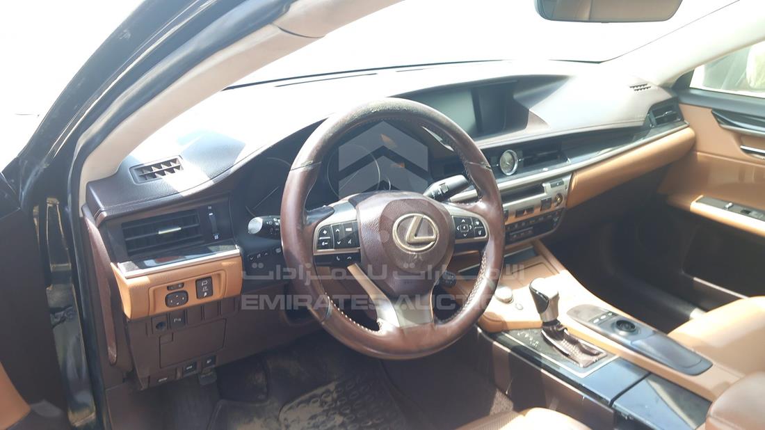 Photo 10 VIN: JTHBK1GG9J2261868 - LEXUS ES 350 