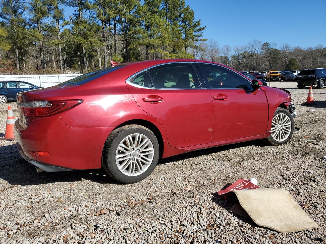 Photo 2 VIN: JTHBK1GGXD2082081 - LEXUS ES 