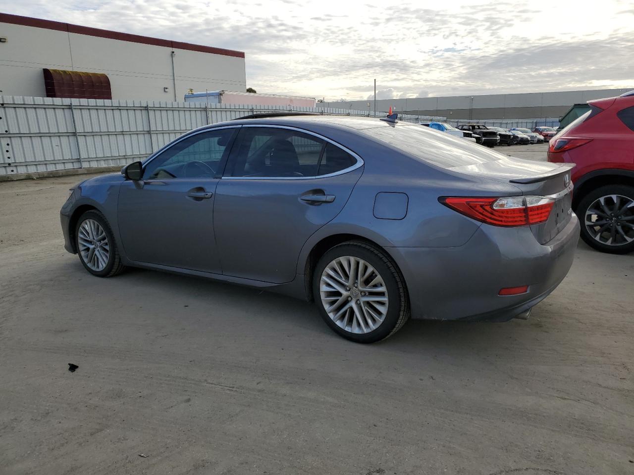 Photo 1 VIN: JTHBK1GGXE2108759 - LEXUS ES 