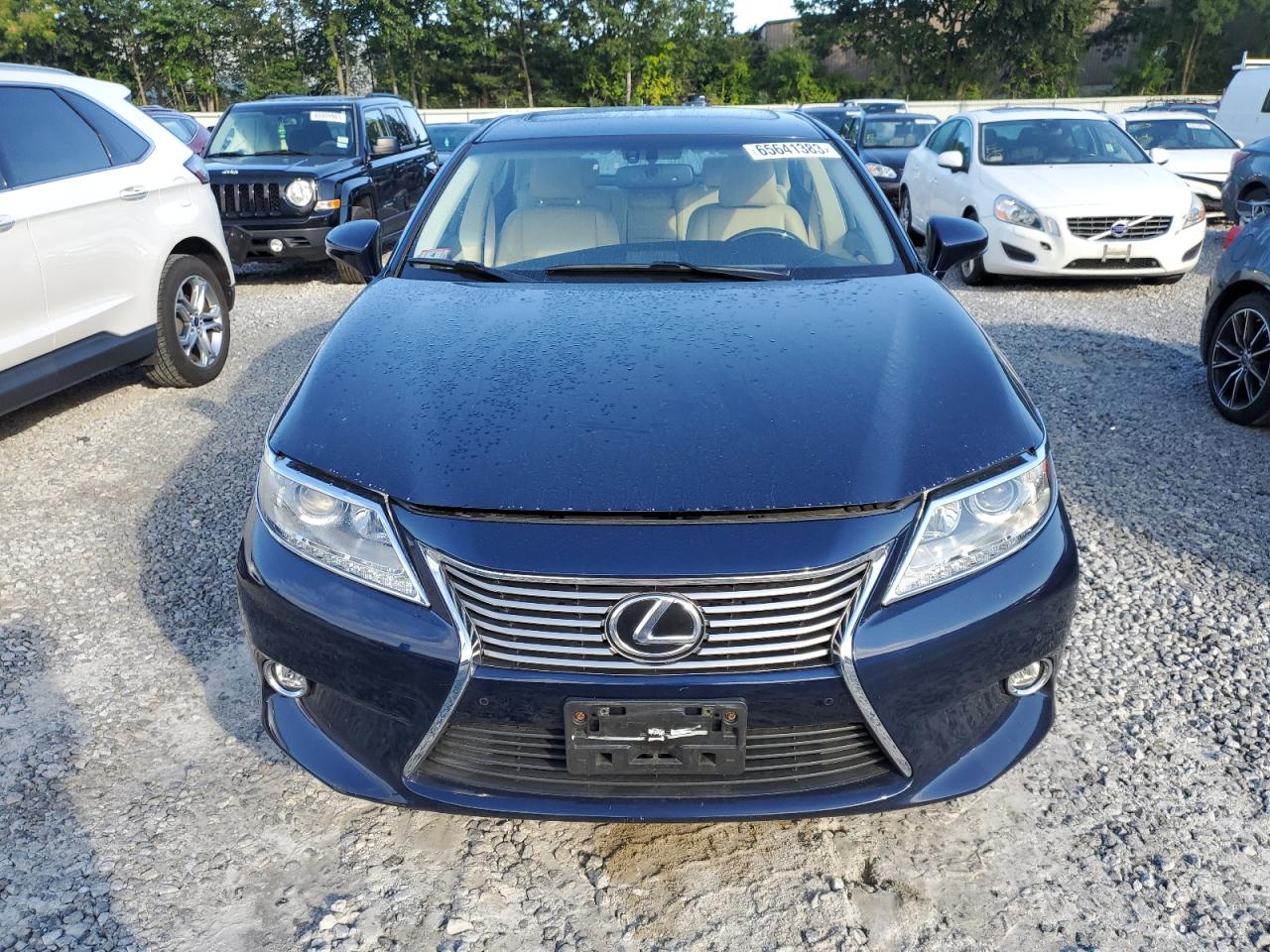 Photo 4 VIN: JTHBK1GGXF2166033 - LEXUS ES 