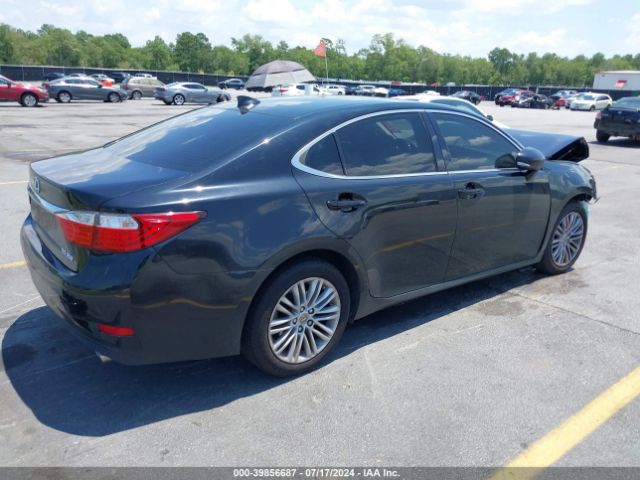 Photo 3 VIN: JTHBK1GGXF2168882 - LEXUS ES 