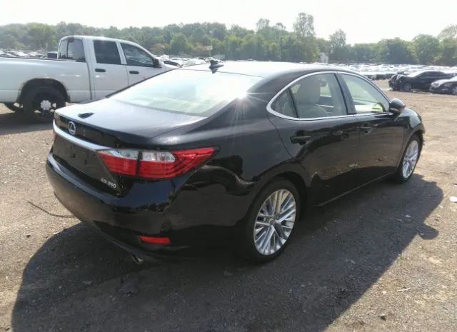 Photo 3 VIN: JTHBK1GGXF2202545 - LEXUS ES 350 