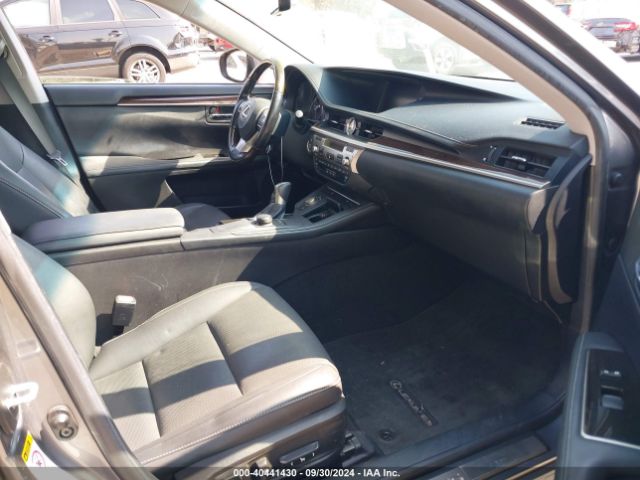 Photo 4 VIN: JTHBK1GGXG2212557 - LEXUS ES 