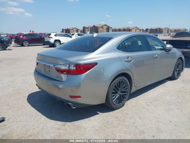 Photo 3 VIN: JTHBK1GGXG2225423 - LEXUS ES 