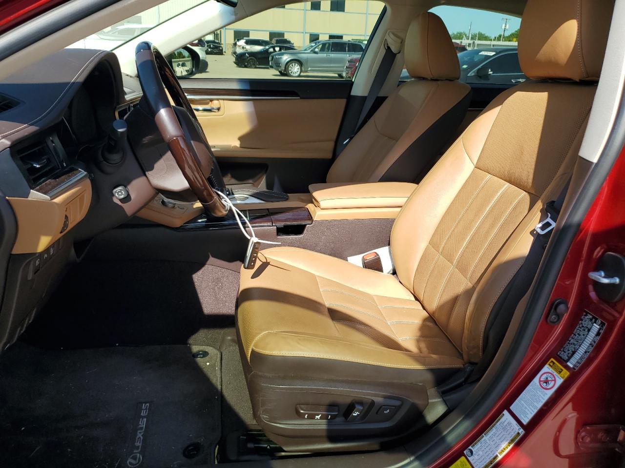 Photo 6 VIN: JTHBK1GGXG2226099 - LEXUS ES 