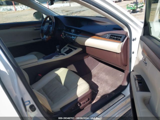 Photo 4 VIN: JTHBK1GGXG2227835 - LEXUS ES 350 