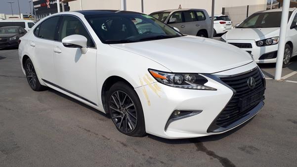 Photo 9 VIN: JTHBK1GGXH2248038 - LEXUS ES 350 