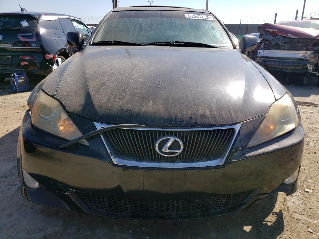 Photo 4 VIN: JTHBK262072029230 - LEXUS IS 