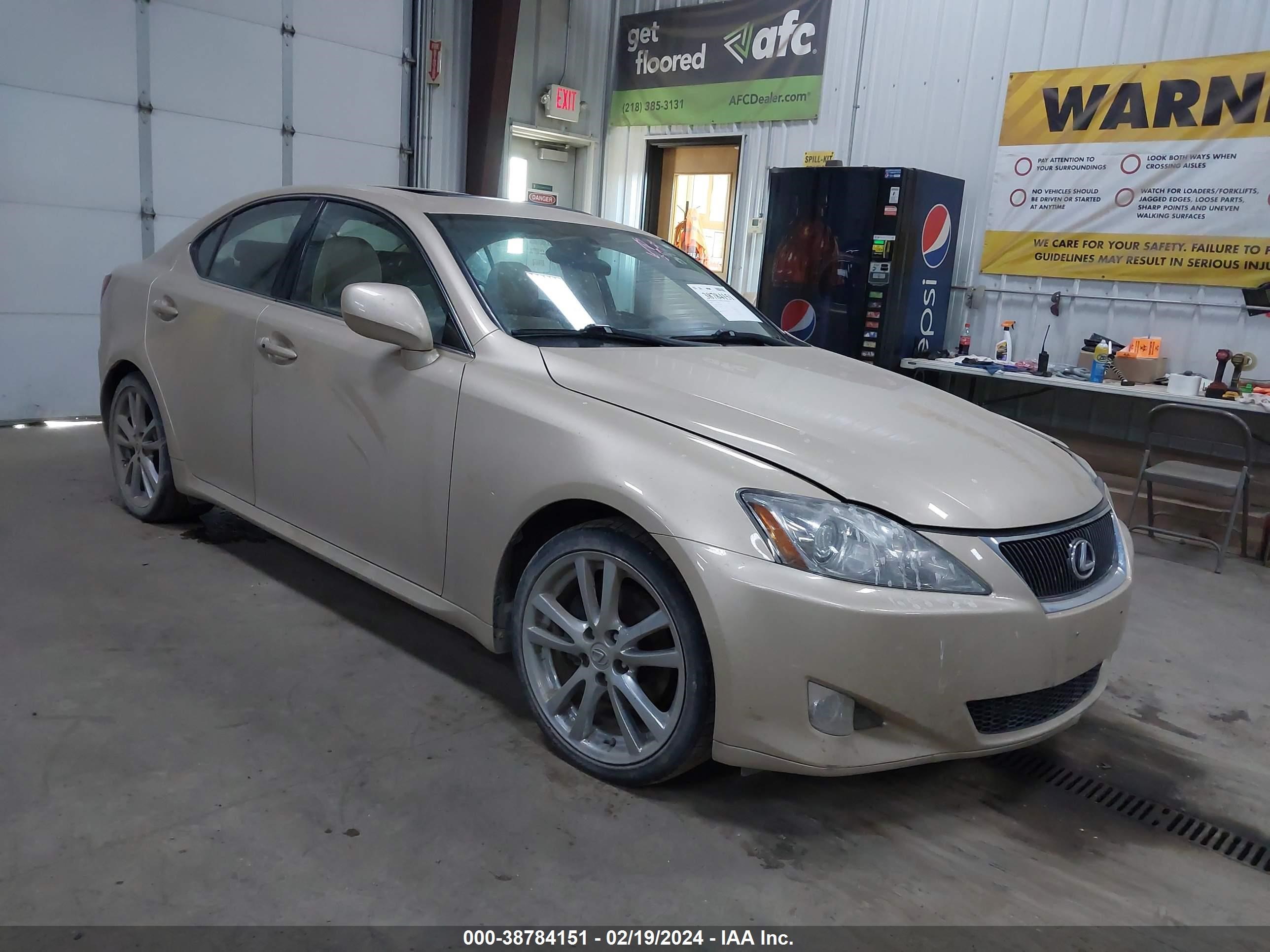 Photo 0 VIN: JTHBK262082073424 - LEXUS IS 