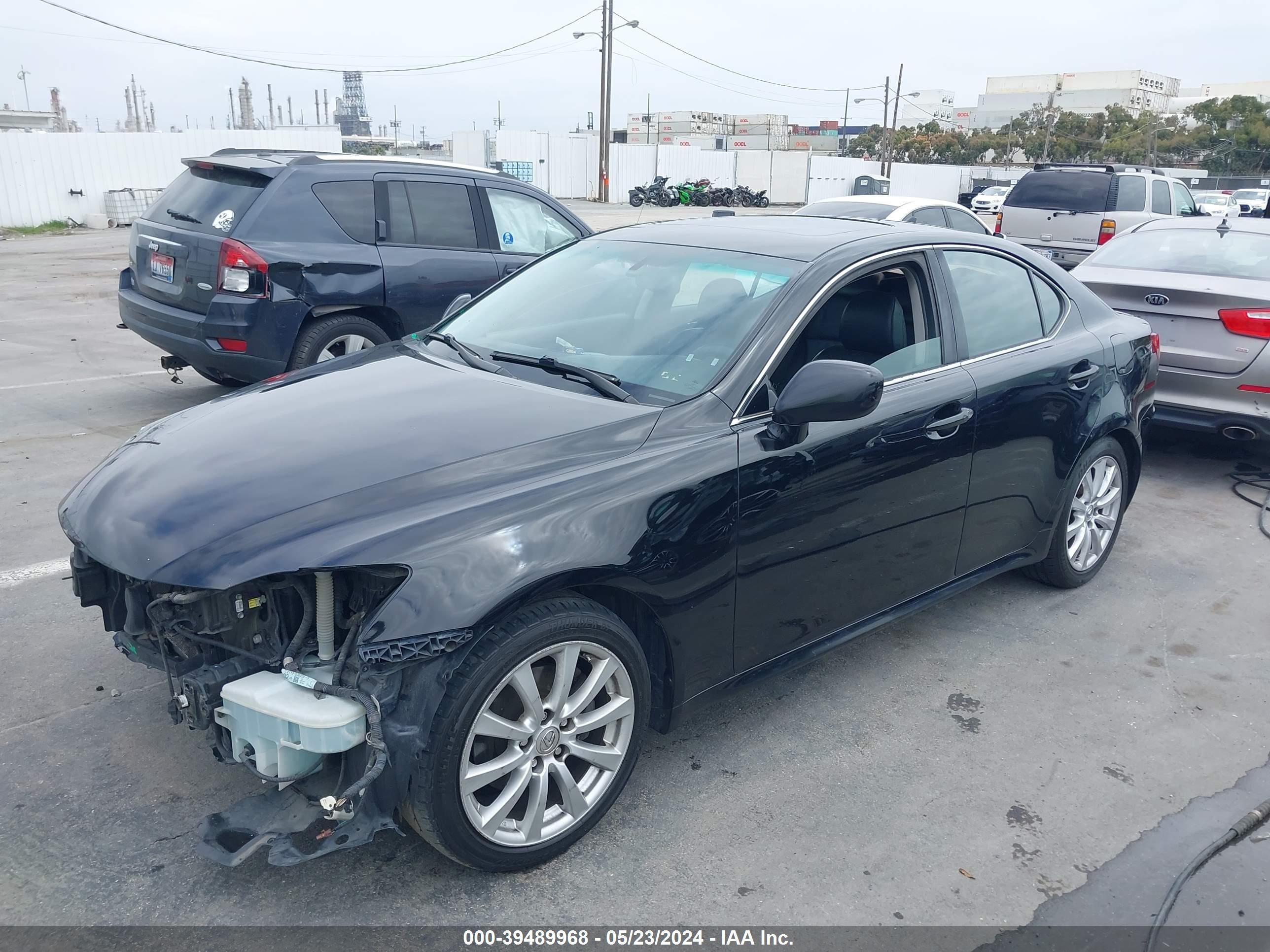 Photo 1 VIN: JTHBK262085077231 - LEXUS IS 