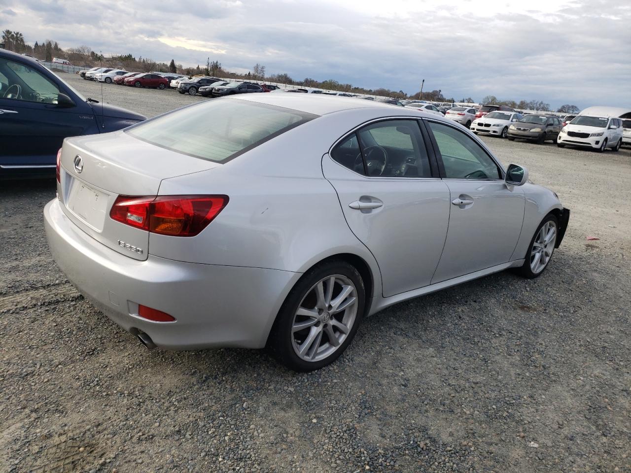 Photo 2 VIN: JTHBK262165011526 - LEXUS IS 