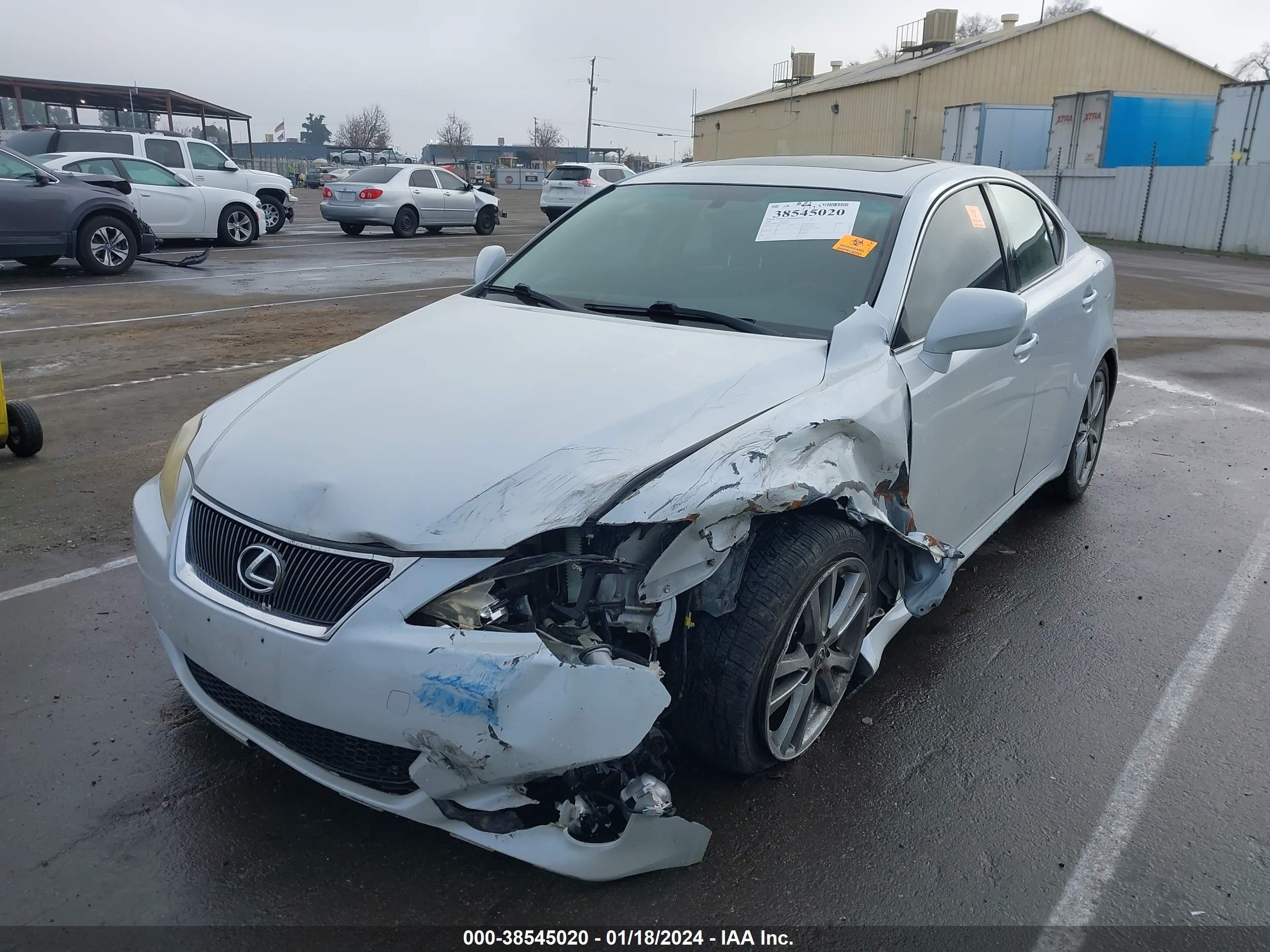 Photo 1 VIN: JTHBK262185084284 - LEXUS IS 