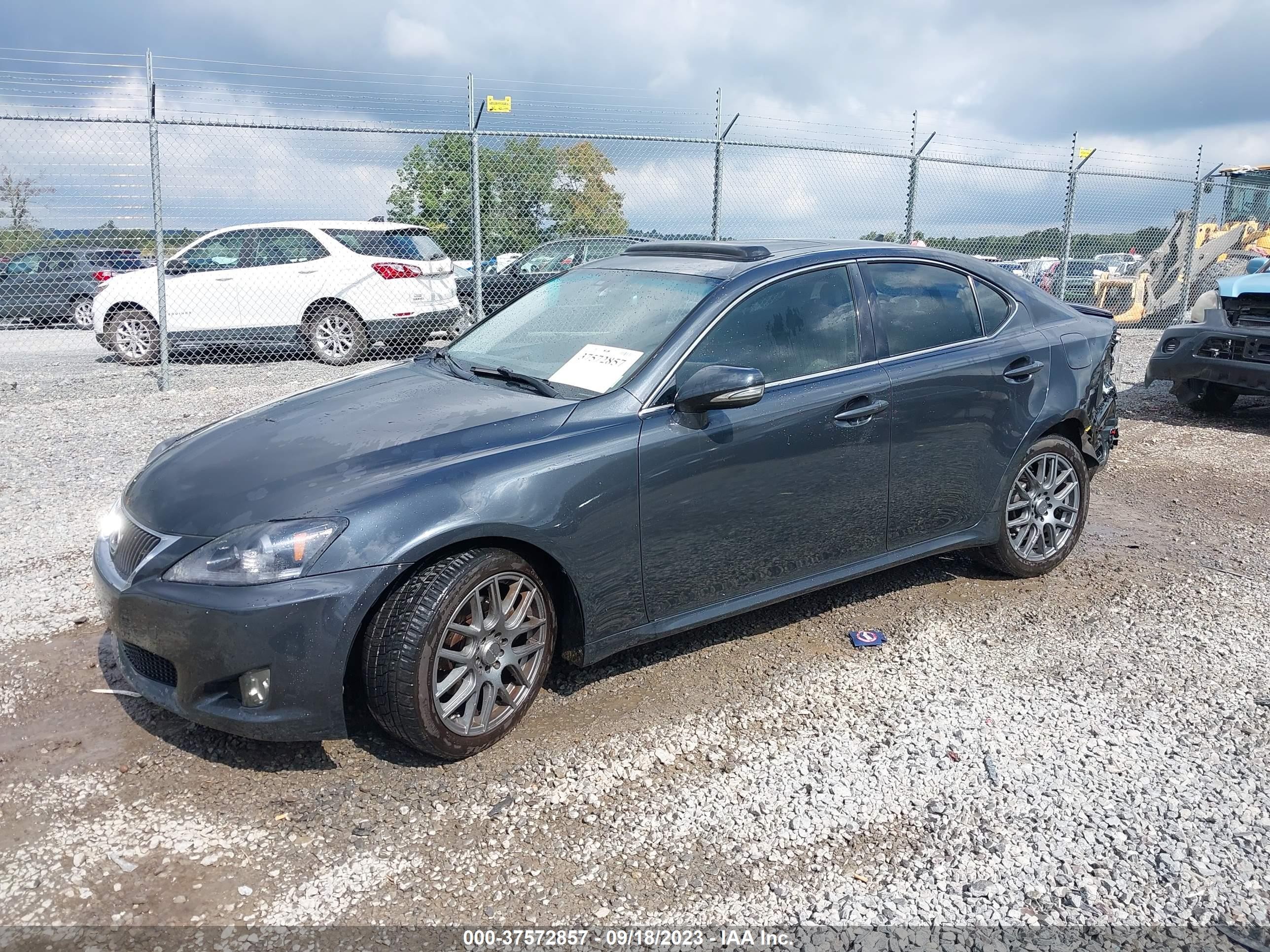 Photo 1 VIN: JTHBK262195089972 - LEXUS IS 