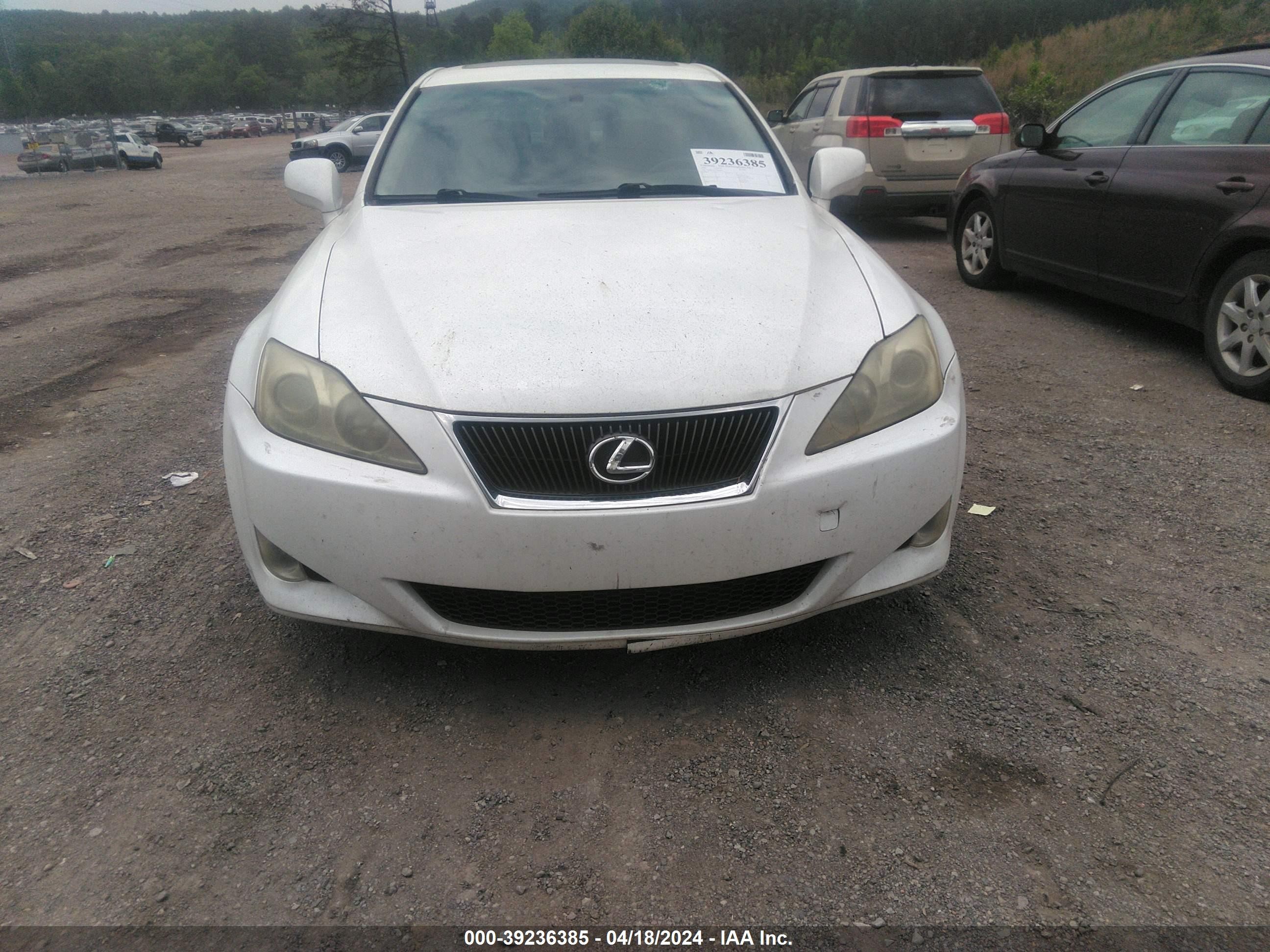 Photo 5 VIN: JTHBK262272040911 - LEXUS IS 