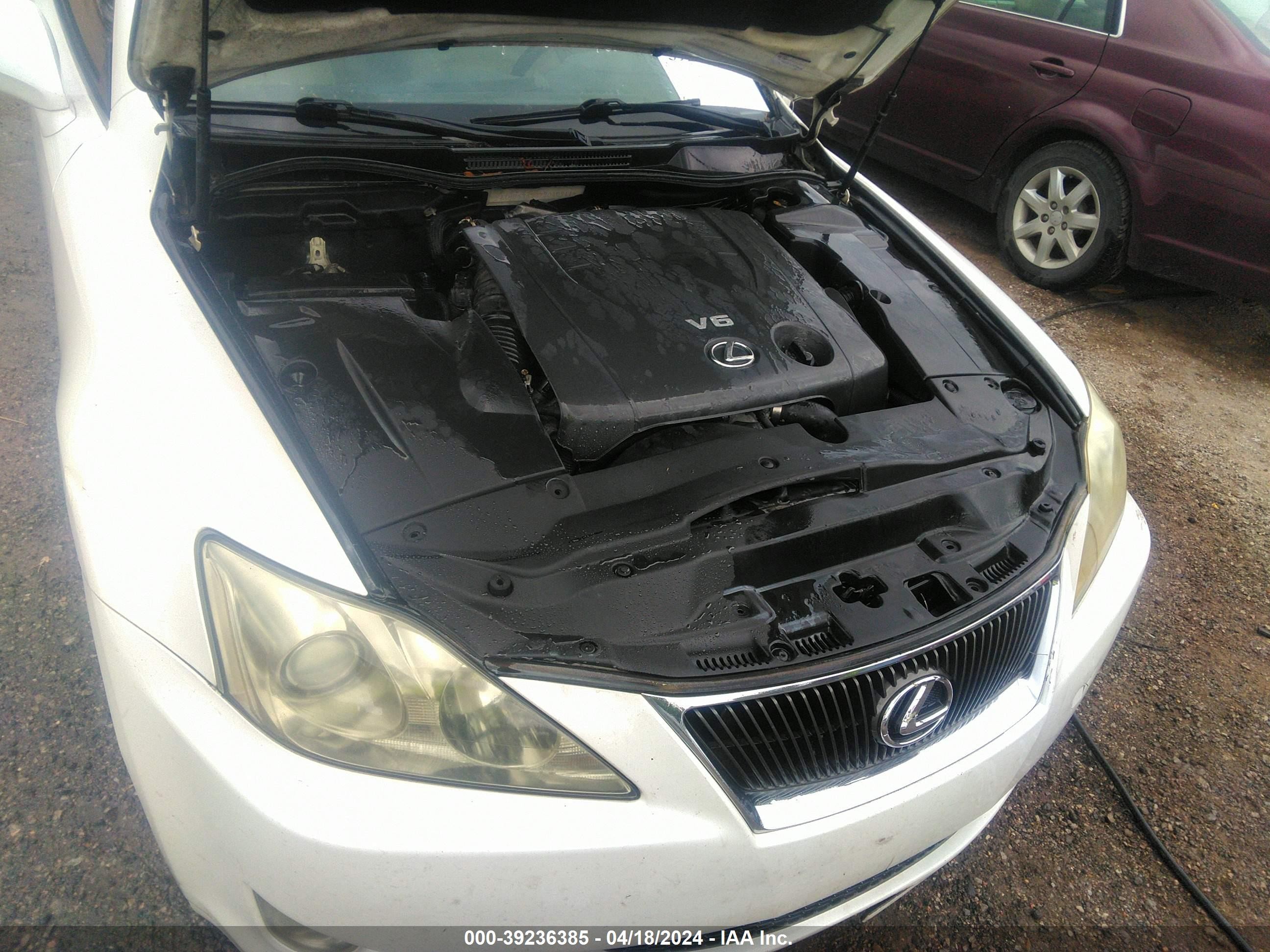 Photo 9 VIN: JTHBK262272040911 - LEXUS IS 