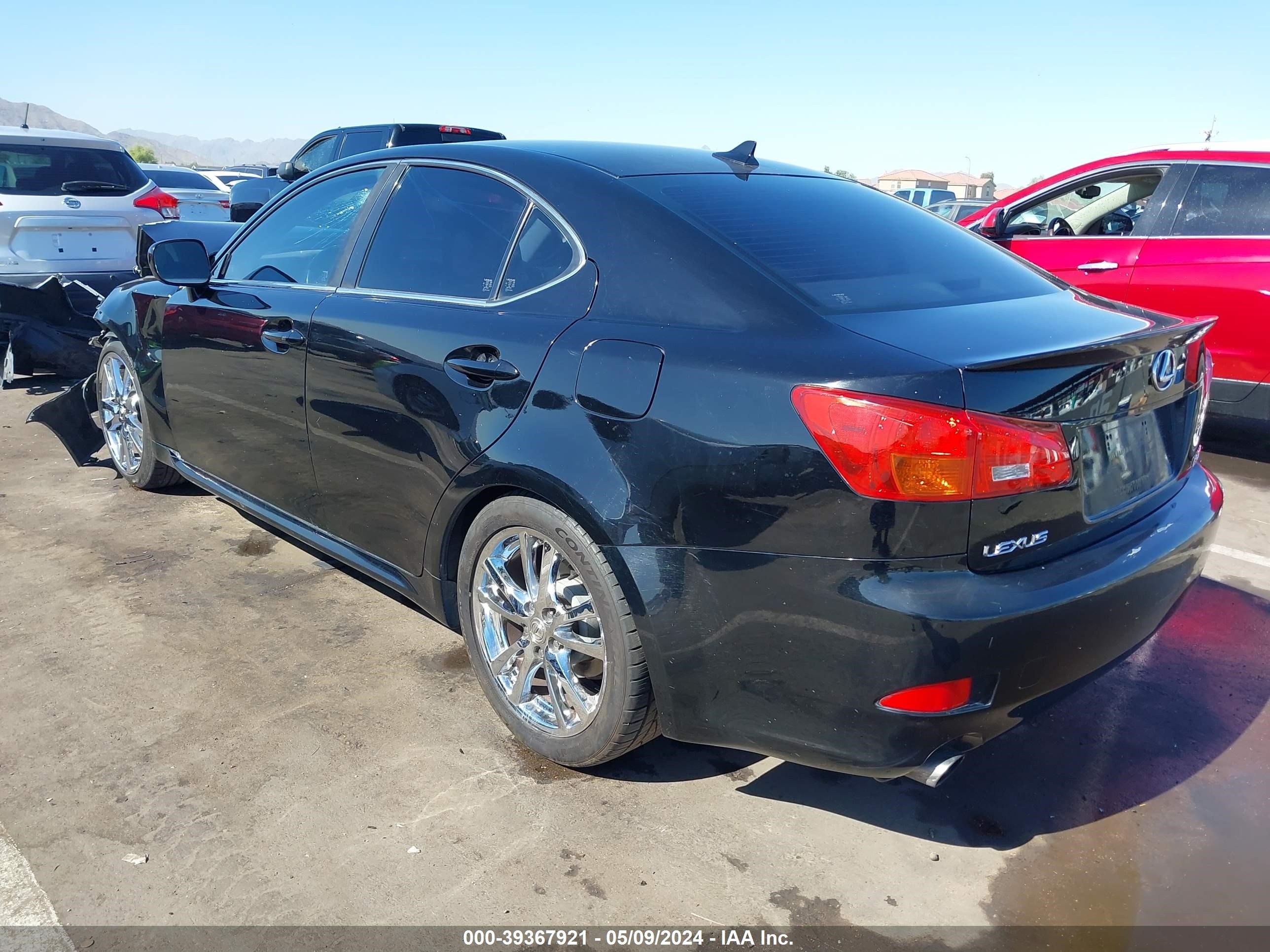 Photo 2 VIN: JTHBK262272045249 - LEXUS IS 