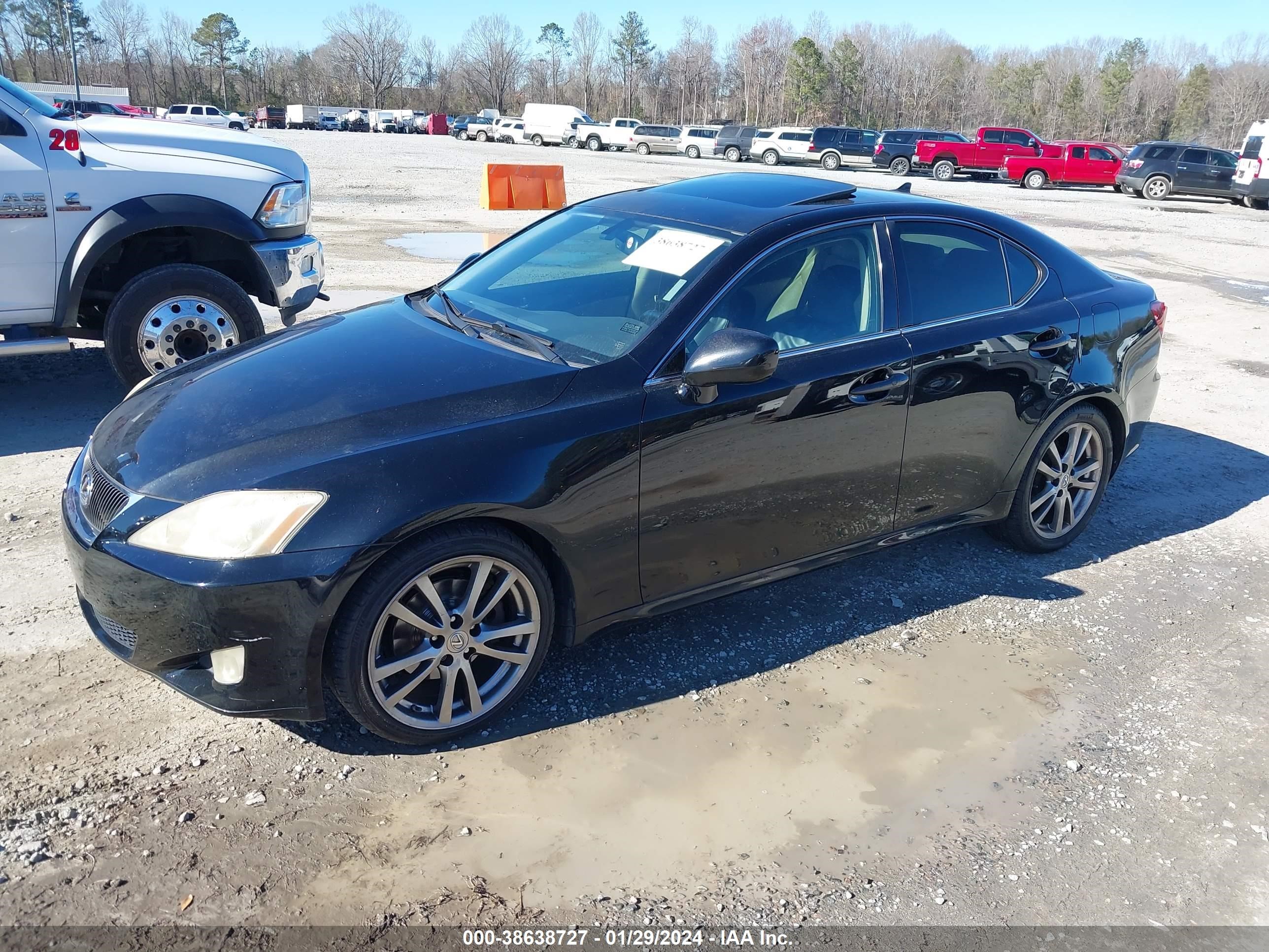 Photo 1 VIN: JTHBK262282075885 - LEXUS IS 