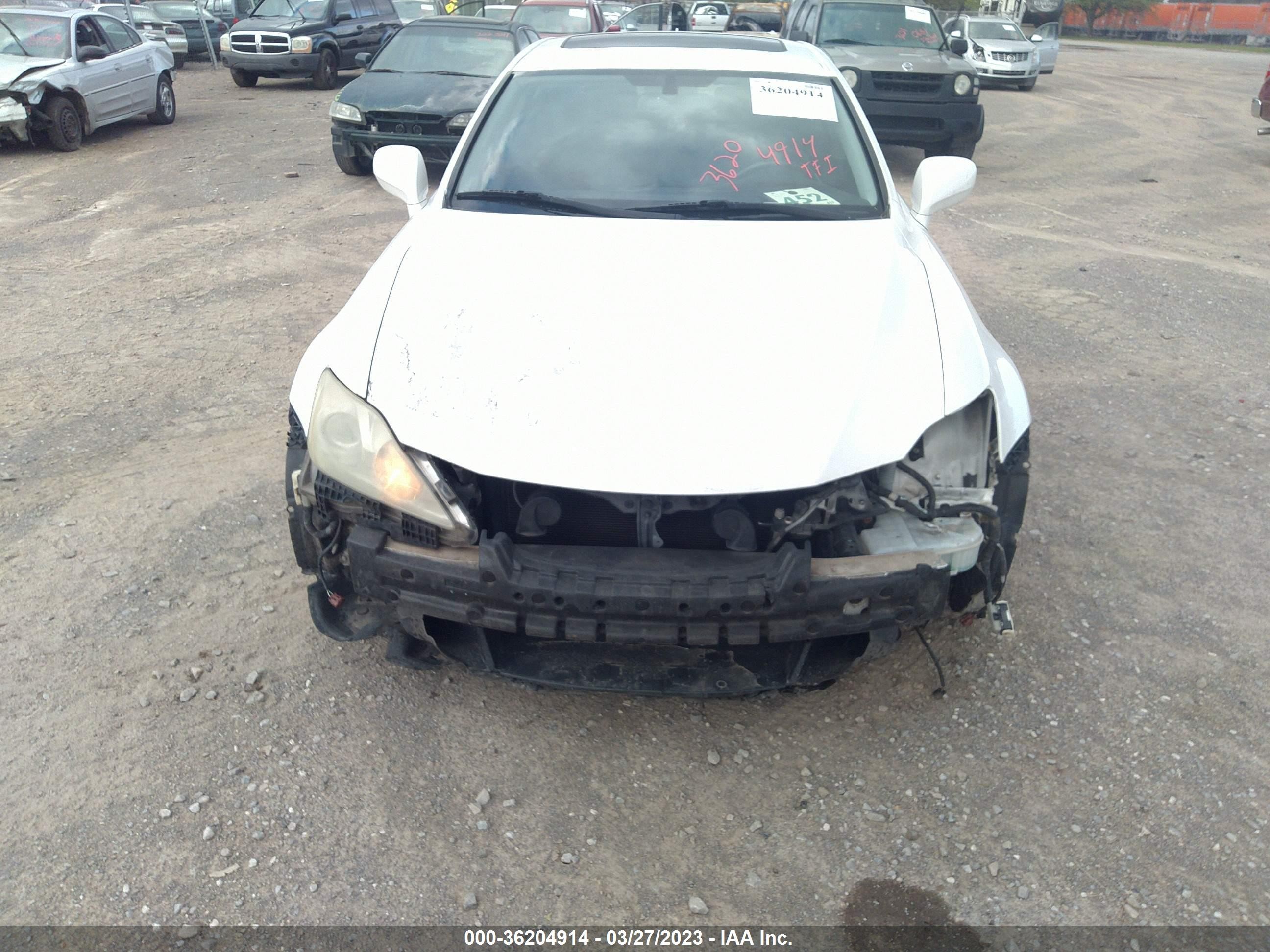 Photo 5 VIN: JTHBK262285061192 - LEXUS IS 