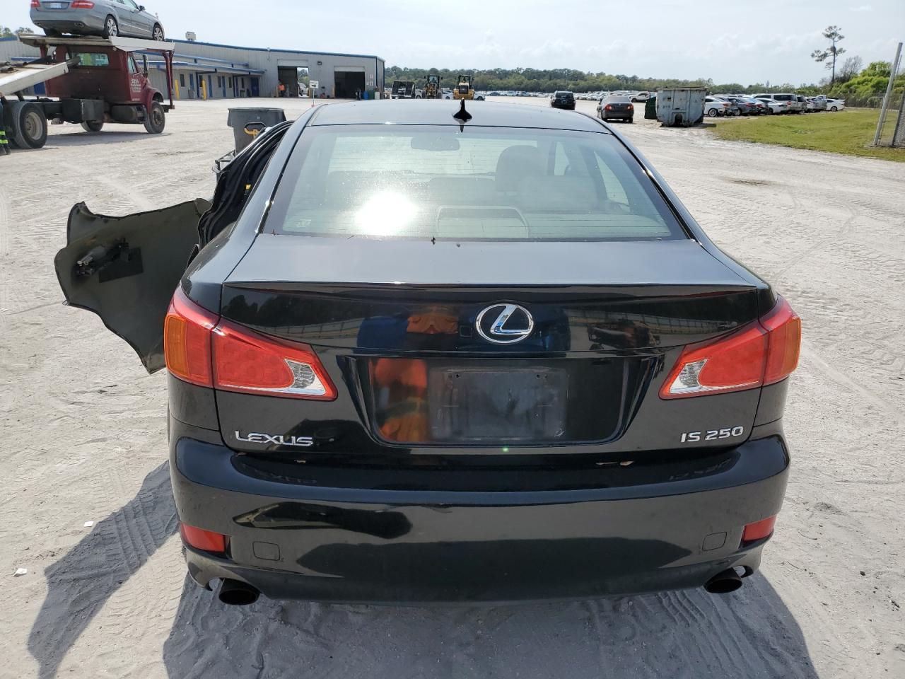 Photo 5 VIN: JTHBK262295087017 - LEXUS IS 