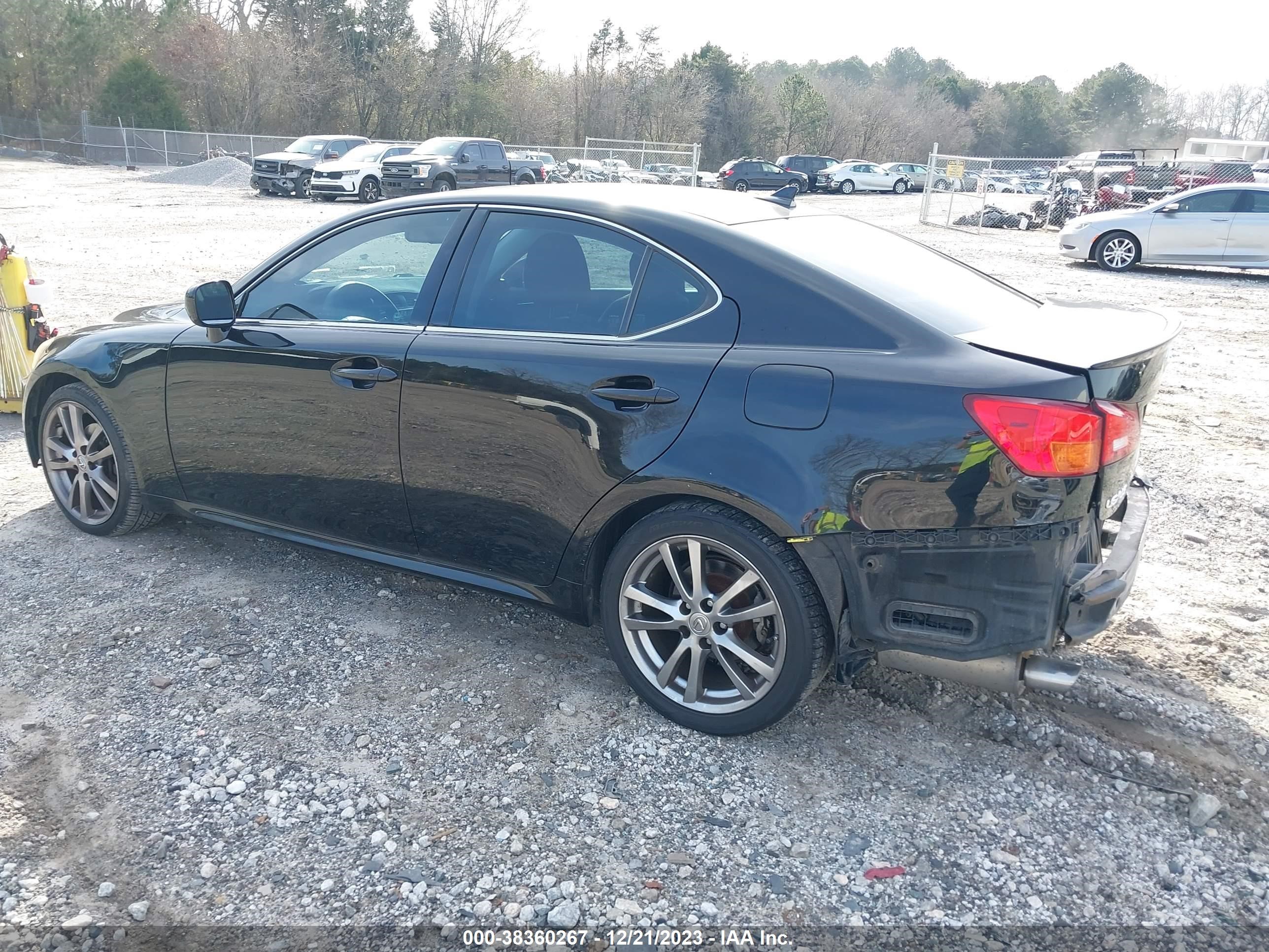 Photo 2 VIN: JTHBK262382075510 - LEXUS IS 