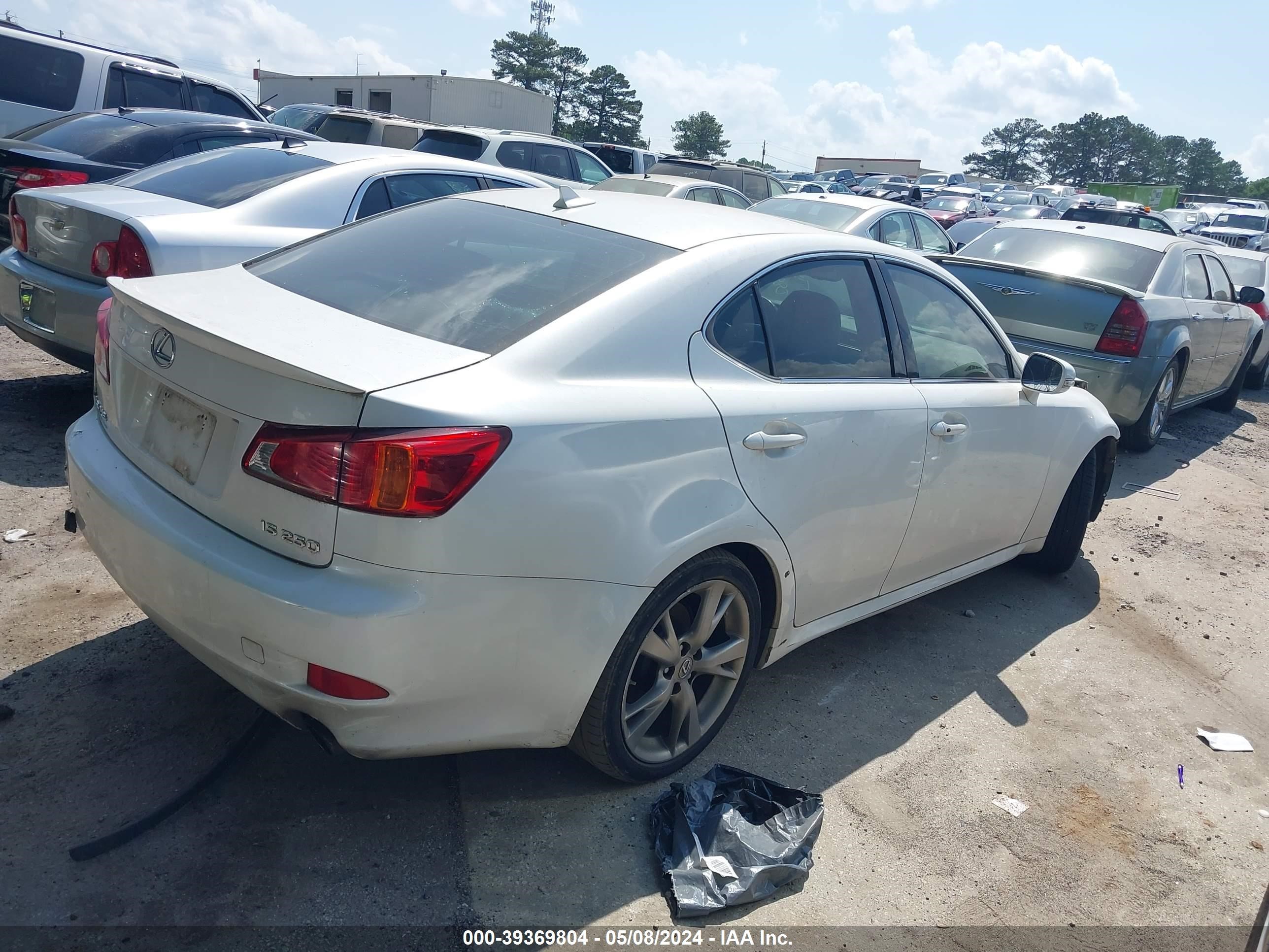 Photo 3 VIN: JTHBK262392084421 - LEXUS IS 