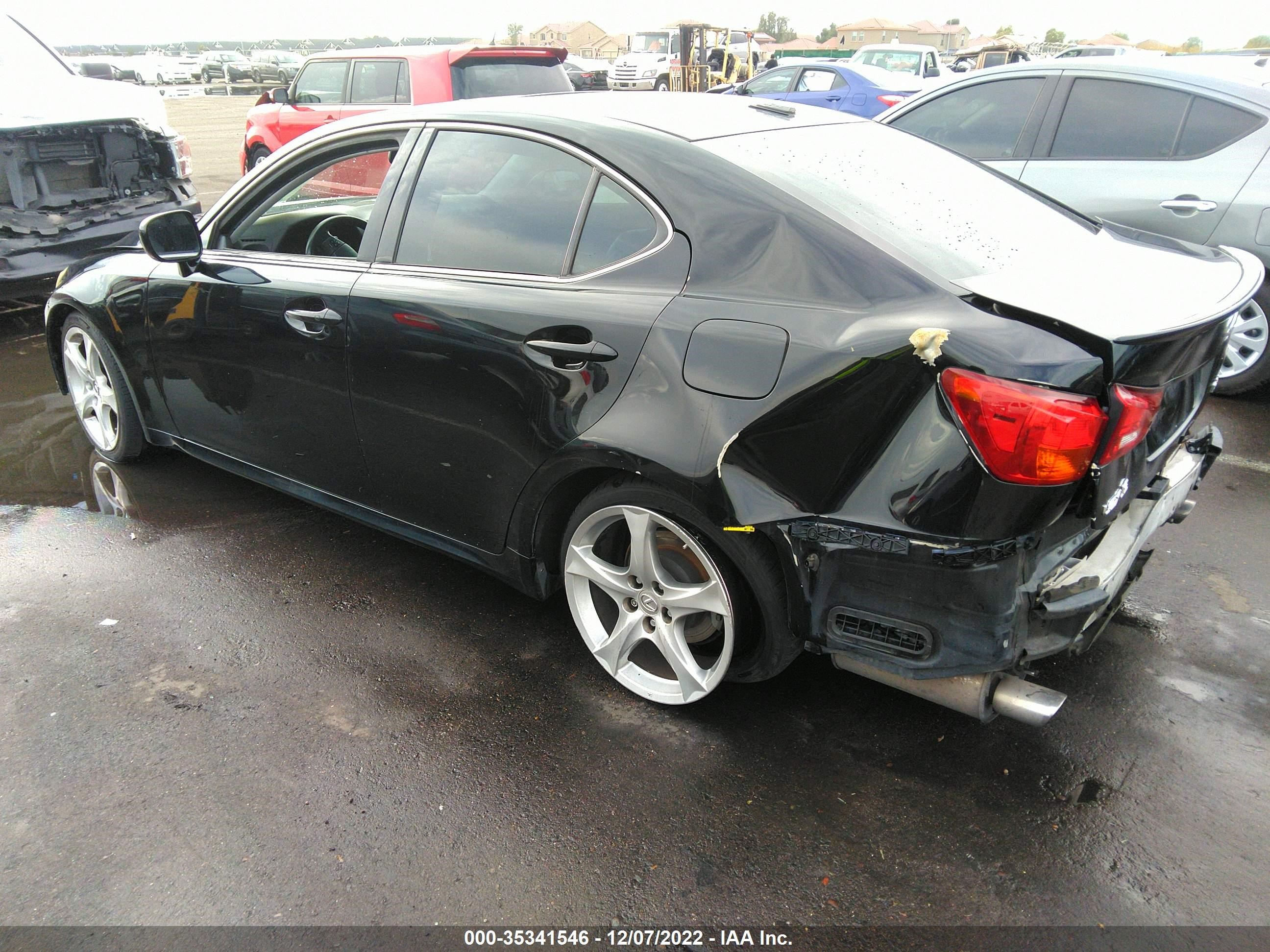 Photo 2 VIN: JTHBK262472030767 - LEXUS IS 