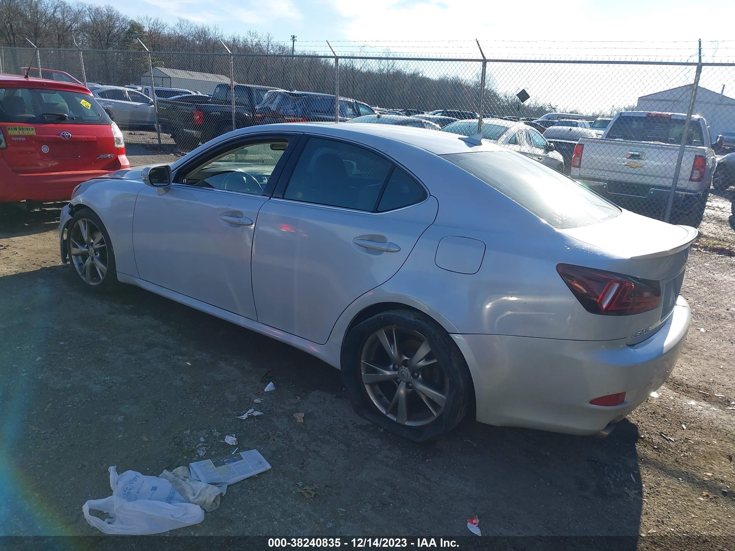 Photo 2 VIN: JTHBK262492091829 - LEXUS IS 