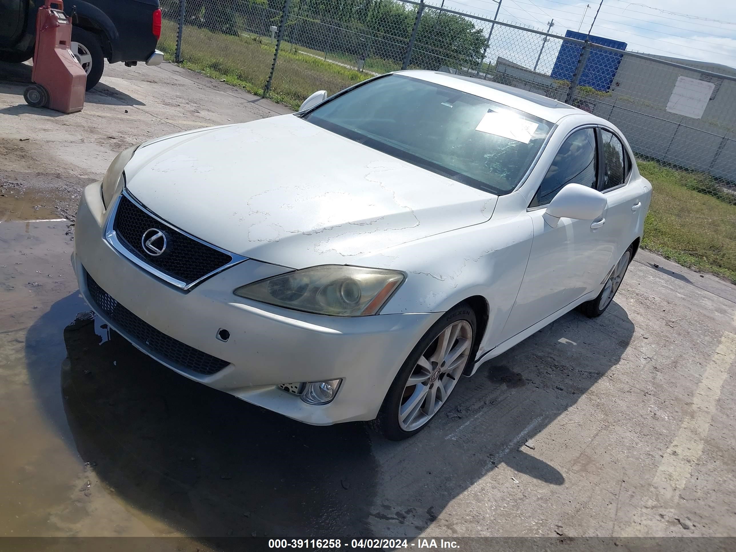 Photo 1 VIN: JTHBK262575049214 - LEXUS IS 