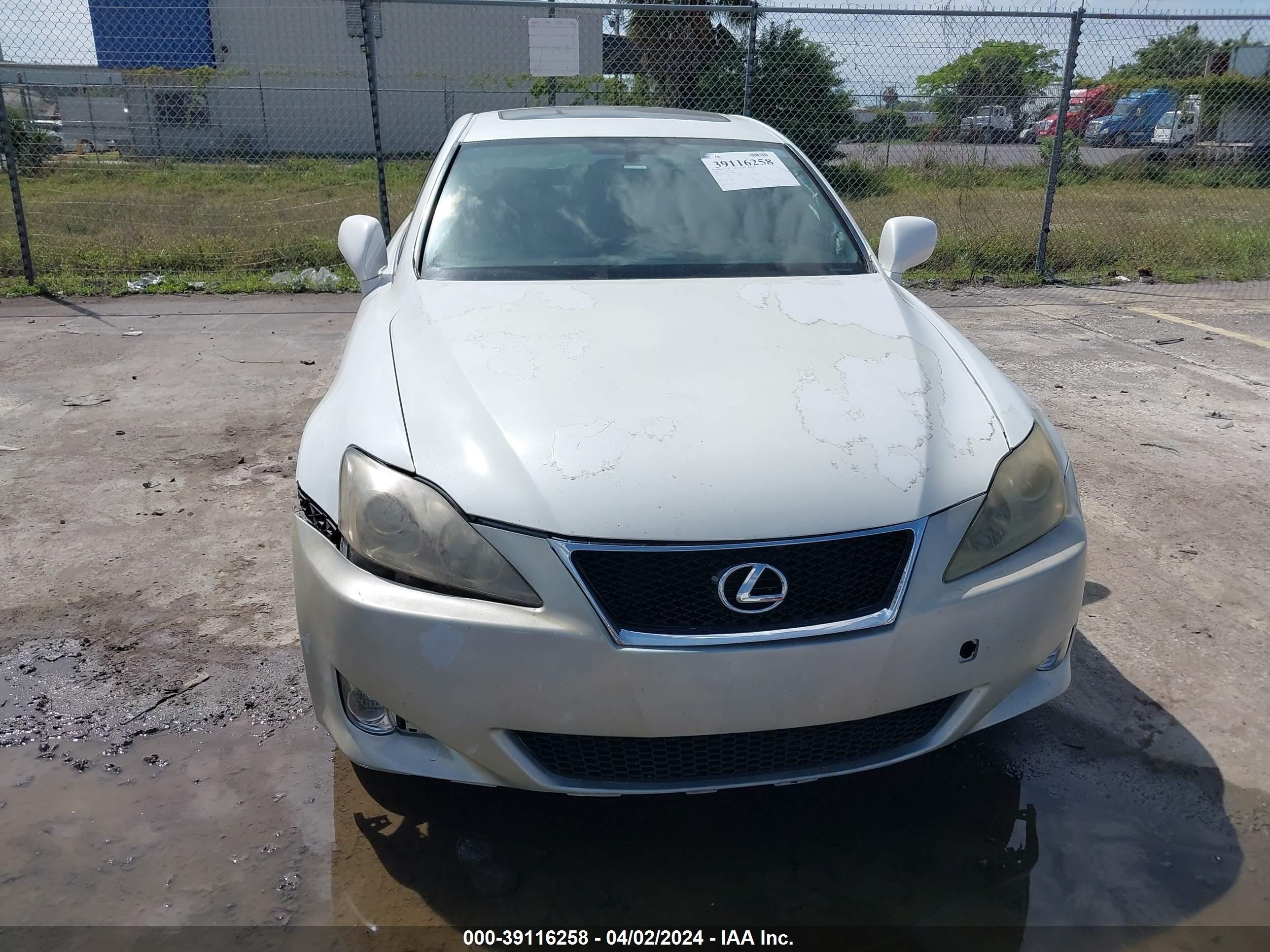 Photo 5 VIN: JTHBK262575049214 - LEXUS IS 