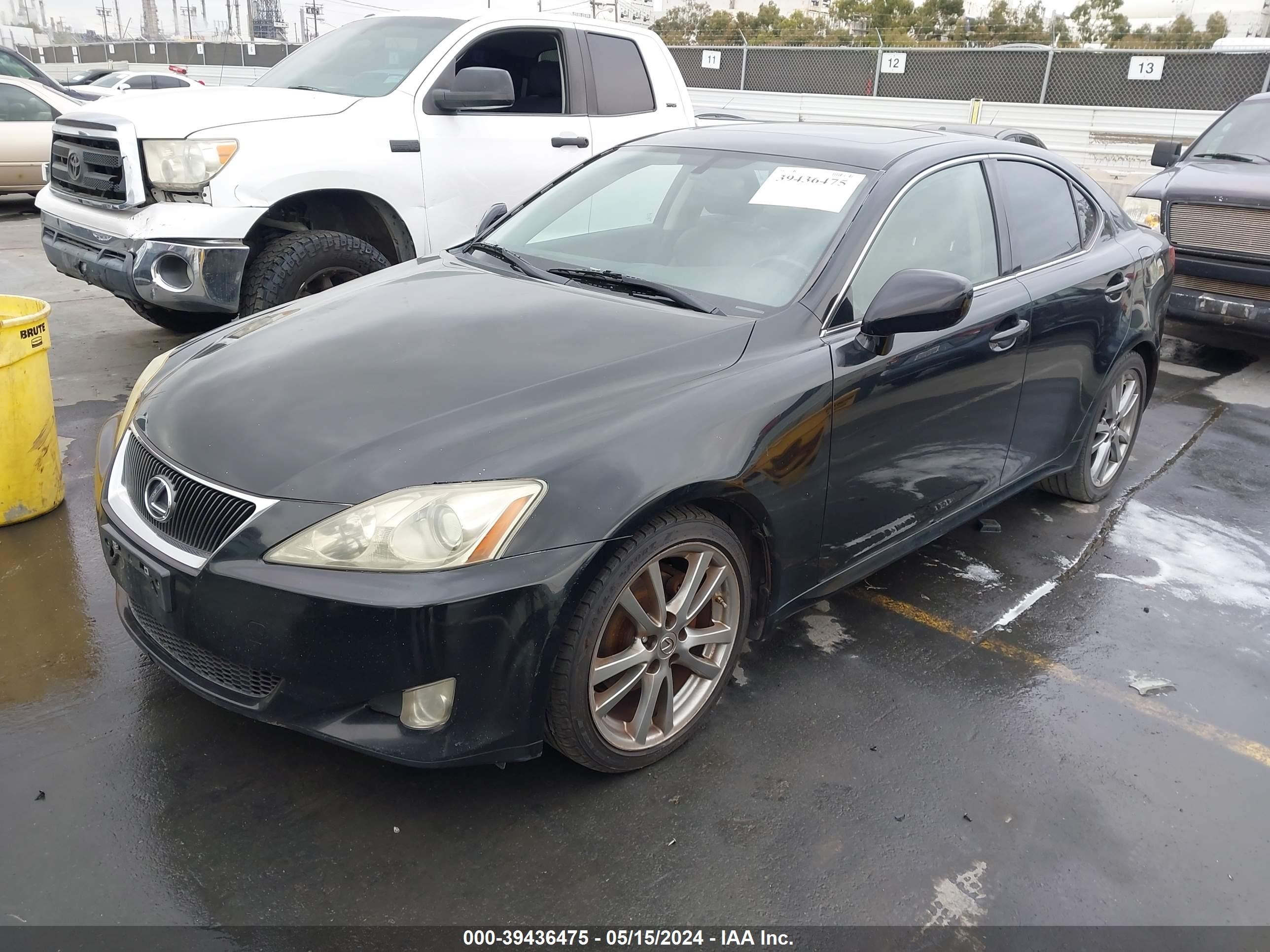 Photo 1 VIN: JTHBK262585060196 - LEXUS IS 