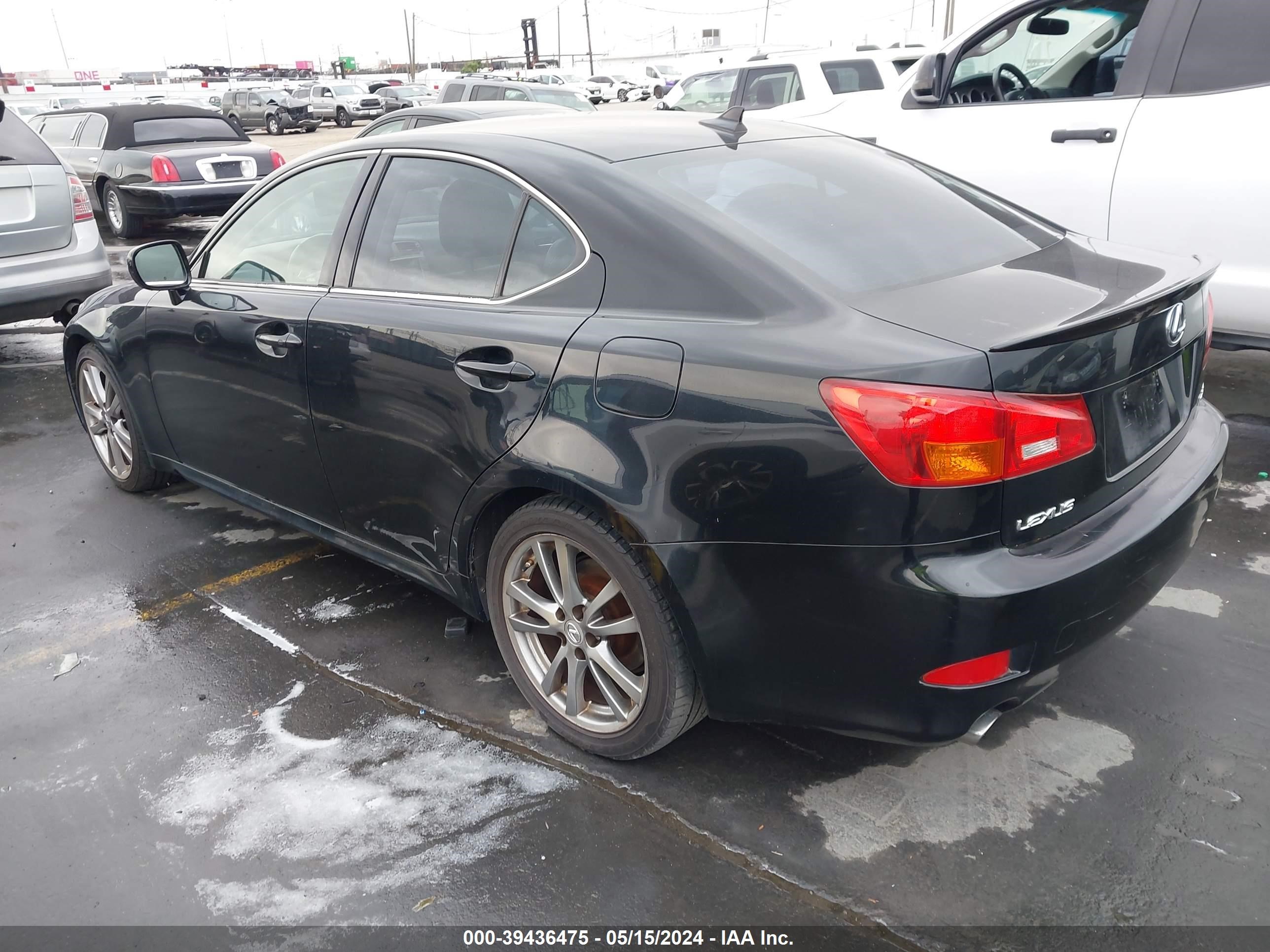 Photo 2 VIN: JTHBK262585060196 - LEXUS IS 