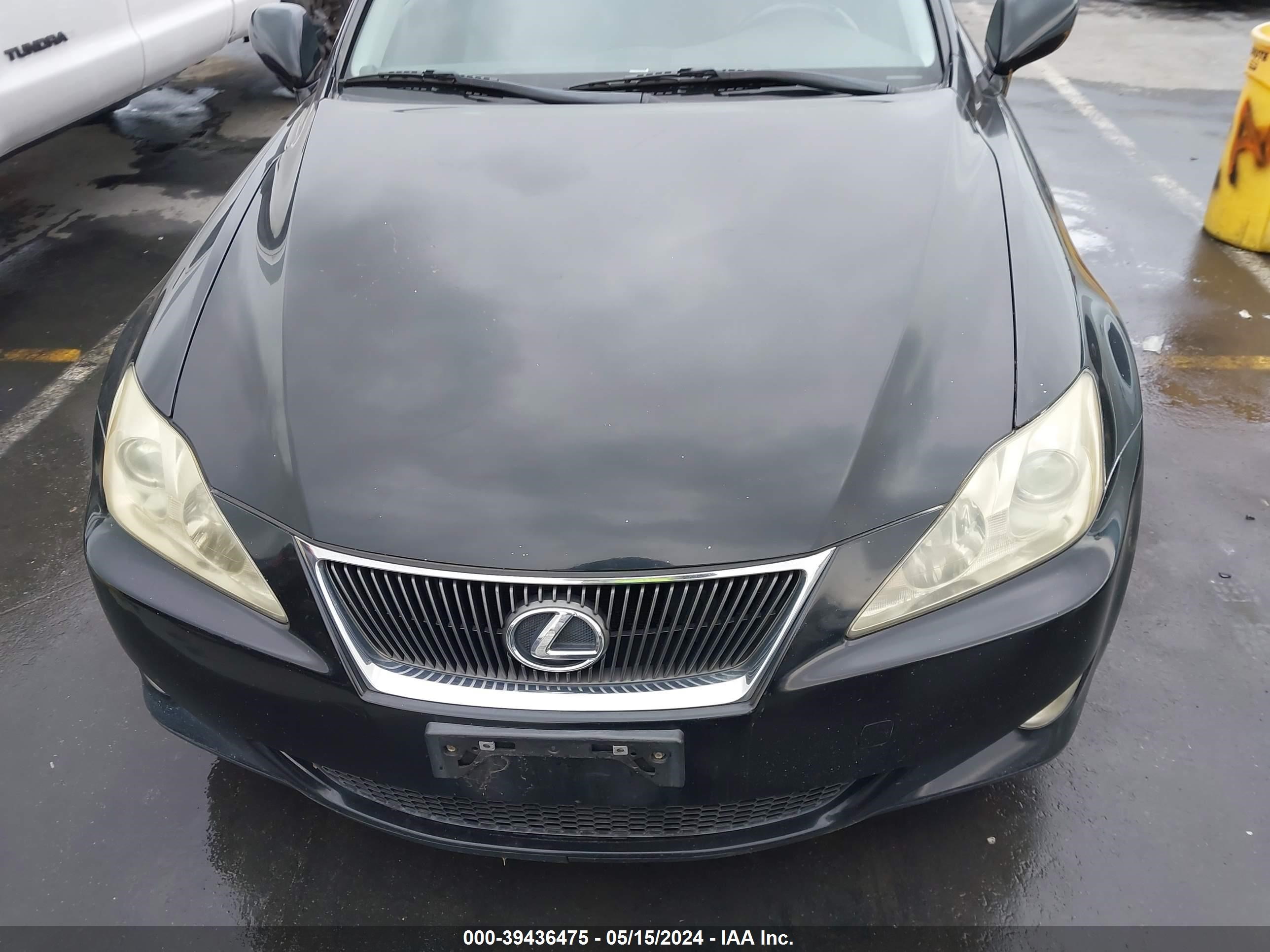 Photo 5 VIN: JTHBK262585060196 - LEXUS IS 