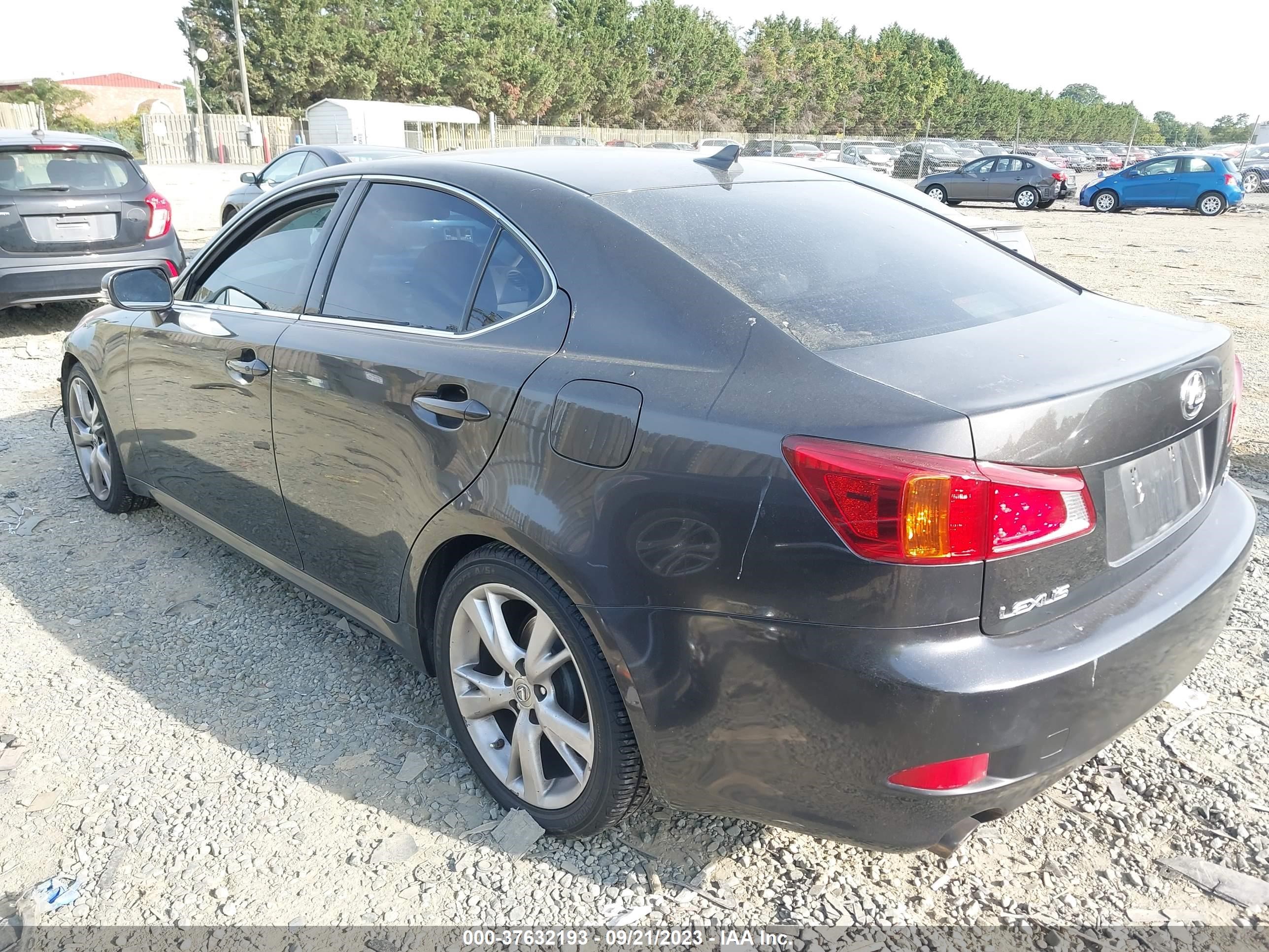 Photo 2 VIN: JTHBK262595087044 - LEXUS IS 