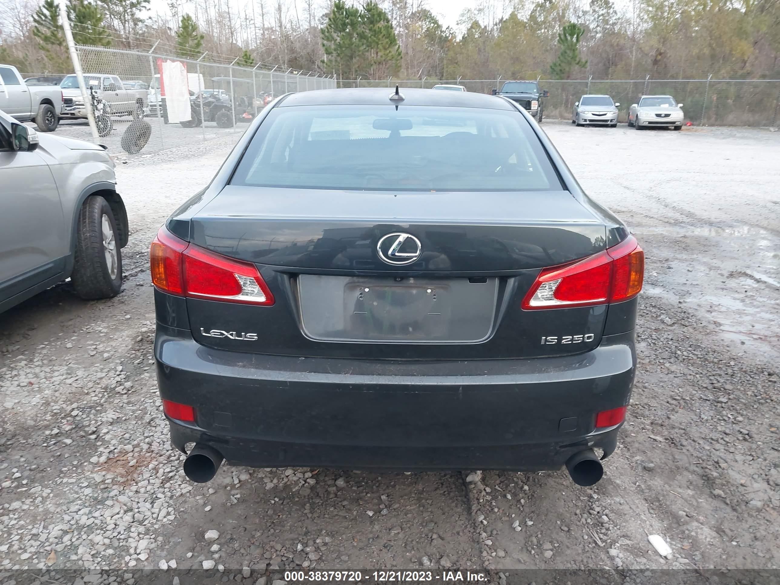 Photo 15 VIN: JTHBK262595088422 - LEXUS IS 