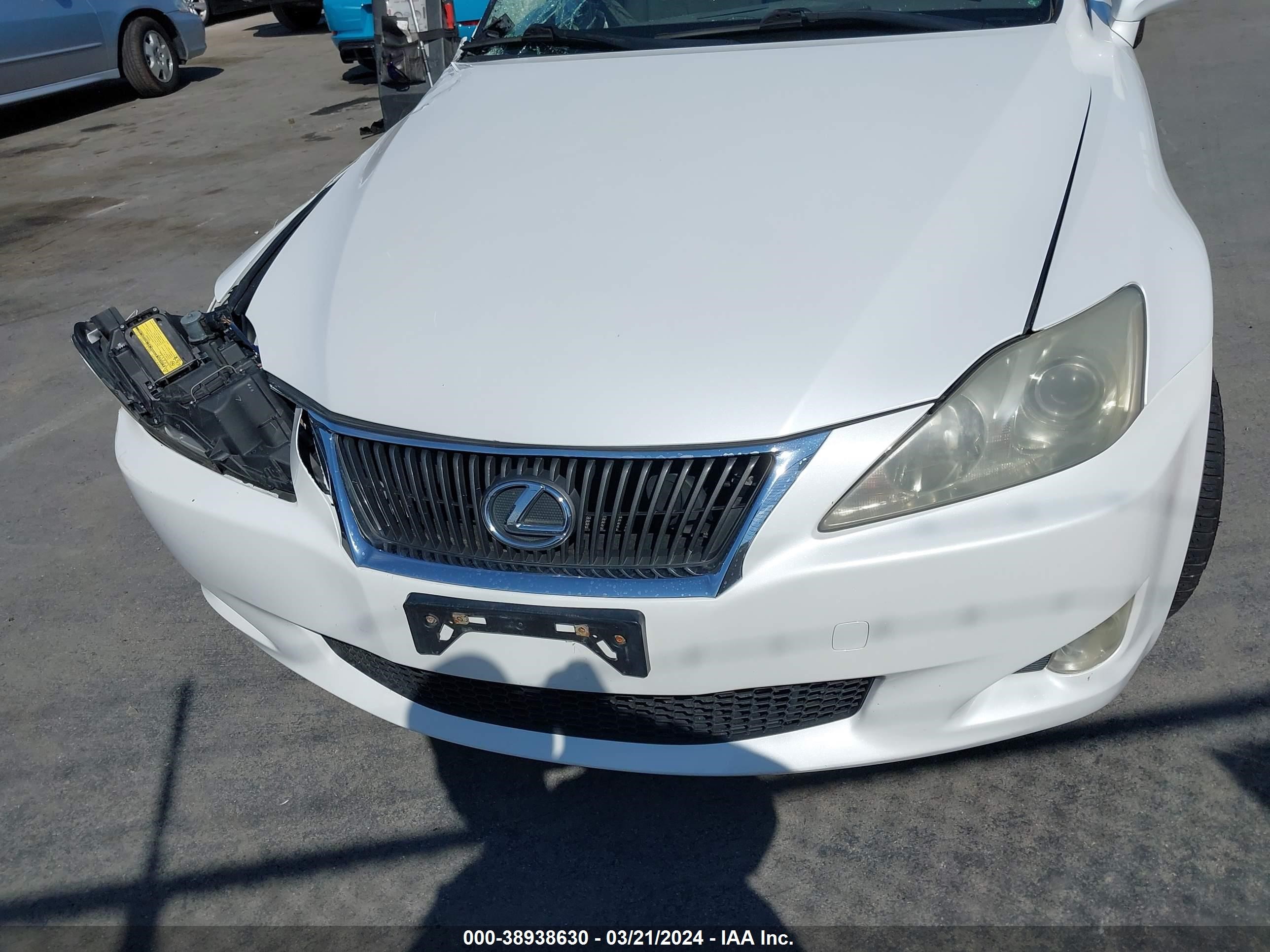 Photo 10 VIN: JTHBK262595106336 - LEXUS IS 