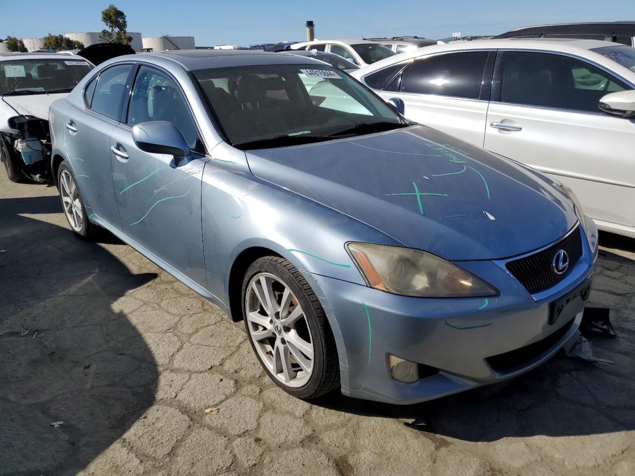 Photo 3 VIN: JTHBK262672033489 - LEXUS IS 