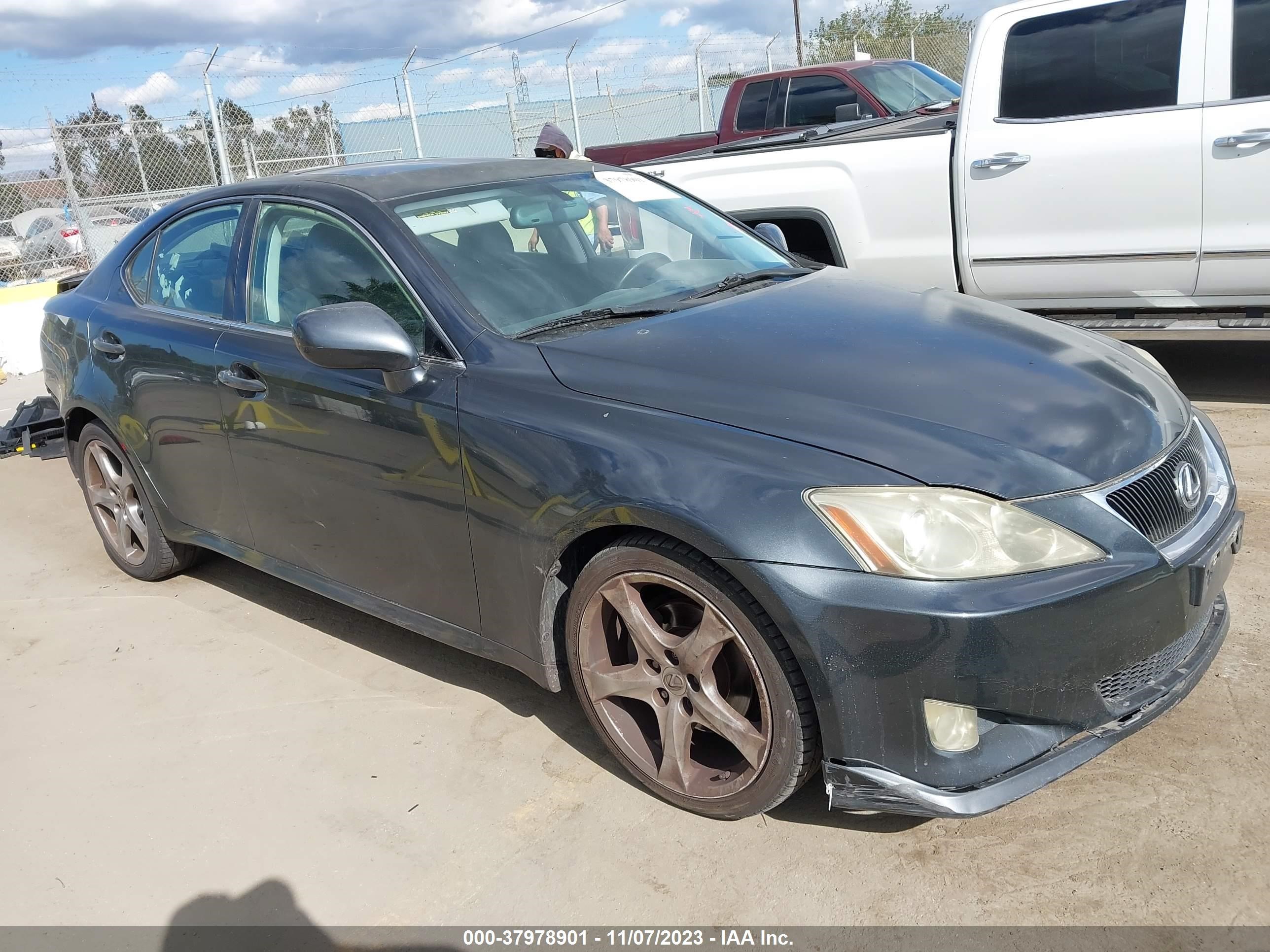 Photo 0 VIN: JTHBK262672051099 - LEXUS IS 