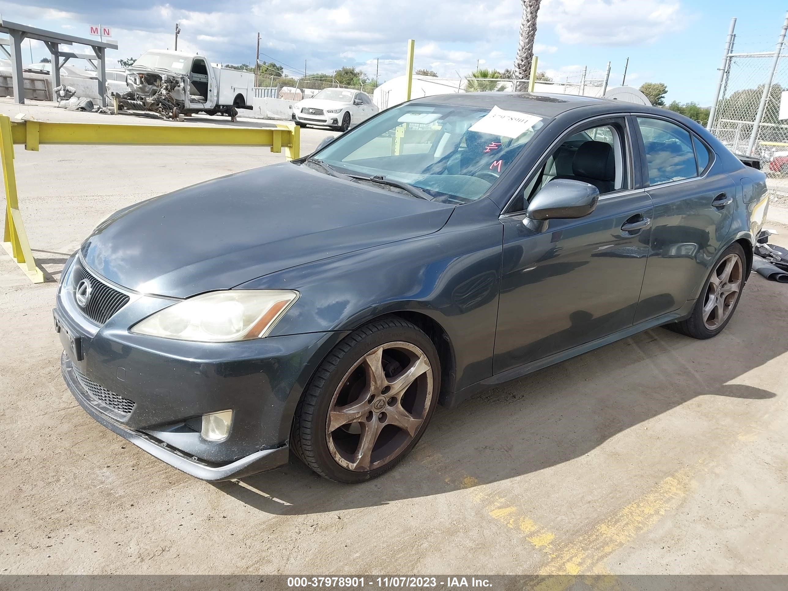 Photo 1 VIN: JTHBK262672051099 - LEXUS IS 