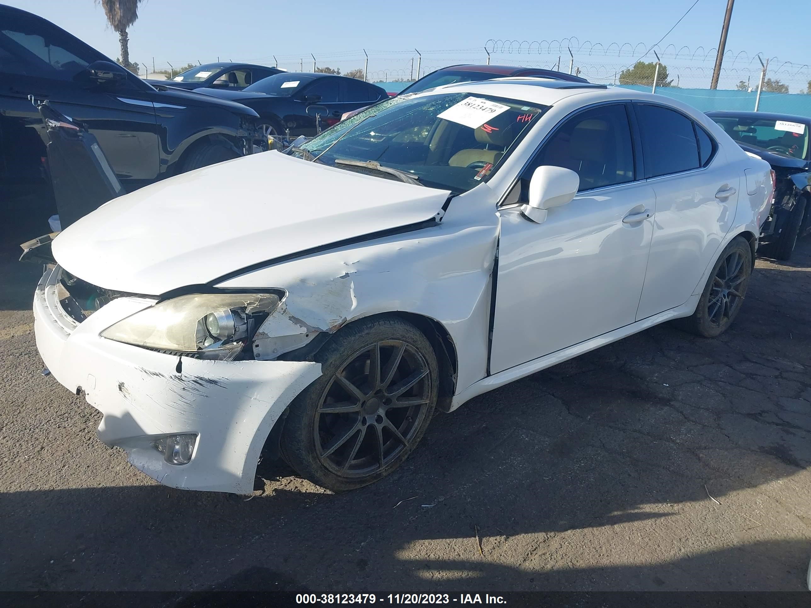 Photo 1 VIN: JTHBK262675042904 - LEXUS IS 