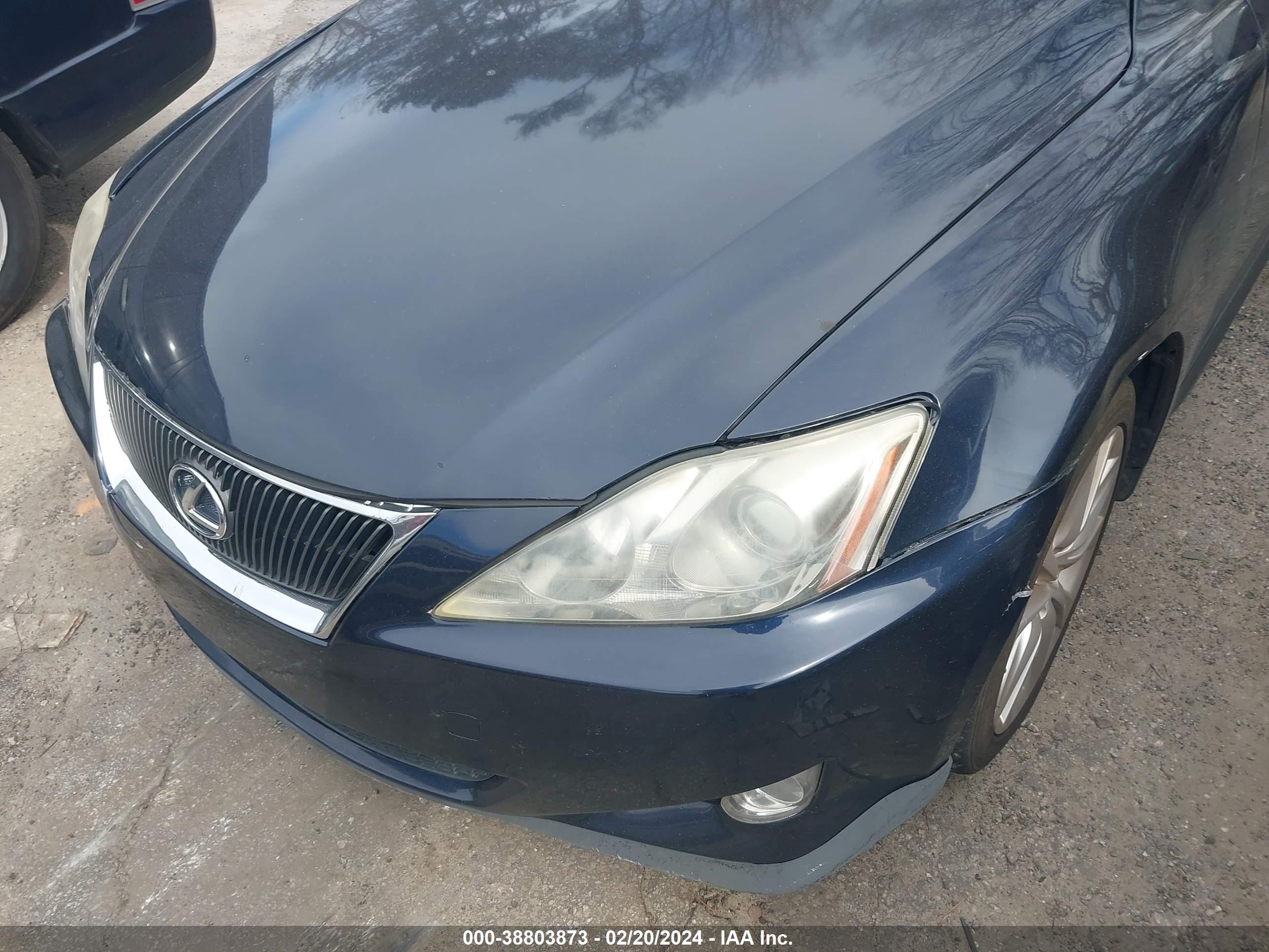 Photo 5 VIN: JTHBK262675047469 - LEXUS IS 