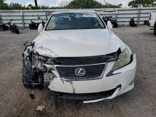 Photo 4 VIN: JTHBK262682069832 - LEXUS IS 250 